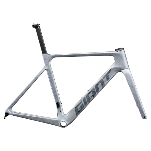 Giant  рама Propel Advanced Pro FF - 2025