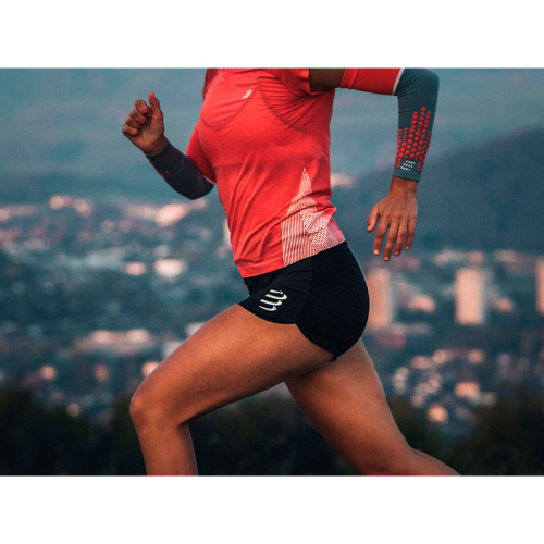 Compressport шорты женские Performance Overshort фото 3 Compressport шорты женские Performance Overshort фото 3